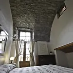 Crotto Di Somana マンデッロ・デル・ラーリオ